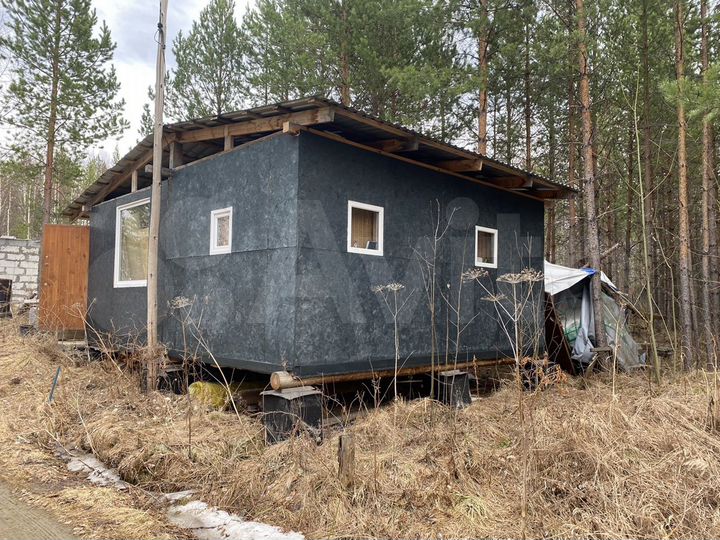 Дом 35 м² на участке 10,5 сот.