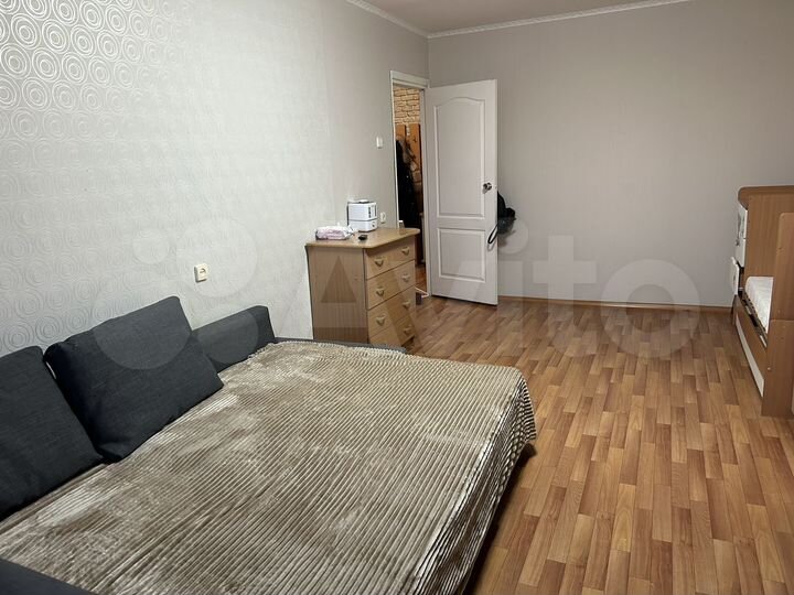 1-к. квартира, 43,7 м², 2/5 эт.