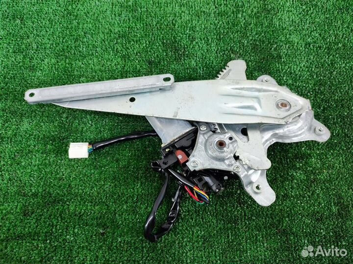 Стеклоподъемник задний правый Lexus GS300 (S160)