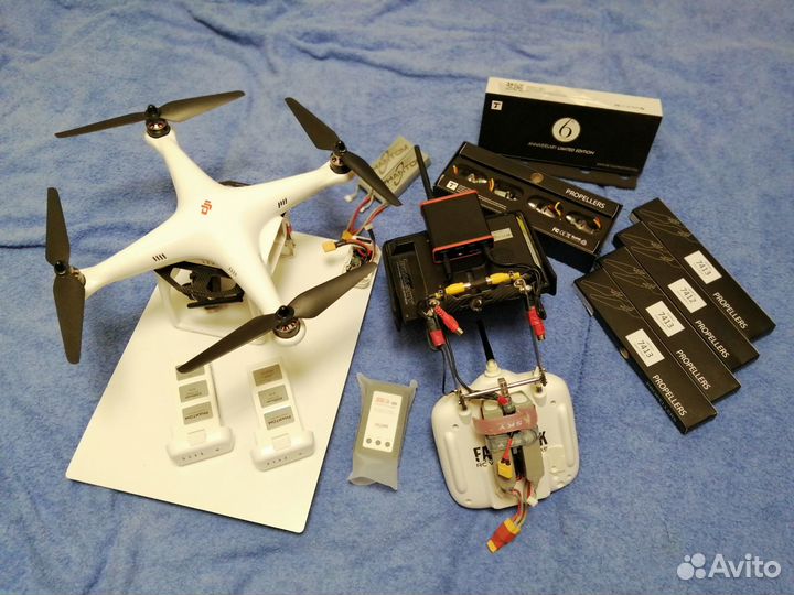 Квадрокоптер dji phantom 1 V.2 в корпусе phantom 2