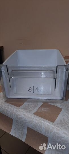 Ящики для холодильника и полка Hotpoint-Ariston