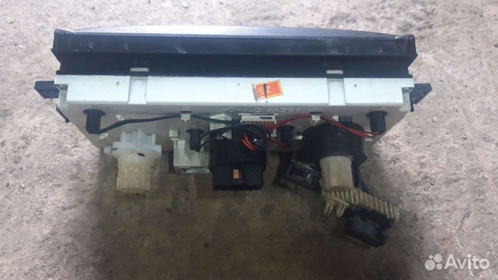 Блок управления печкой Шевроле Авео Т200