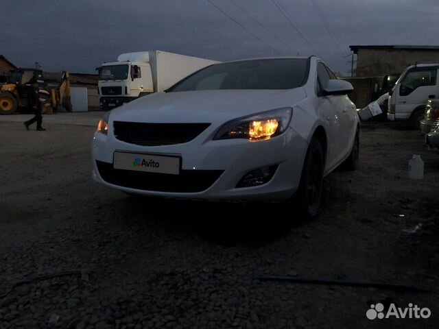 Opel Astra 1.4 AT, 2012, 200 000 км