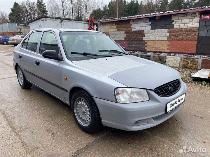 Hyundai Accent 1.5 AT, 2003, 200 000 км