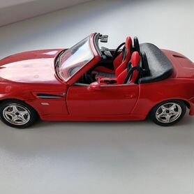 Модель автомобиля BMW Z3 Roadster 1996 (1:24)