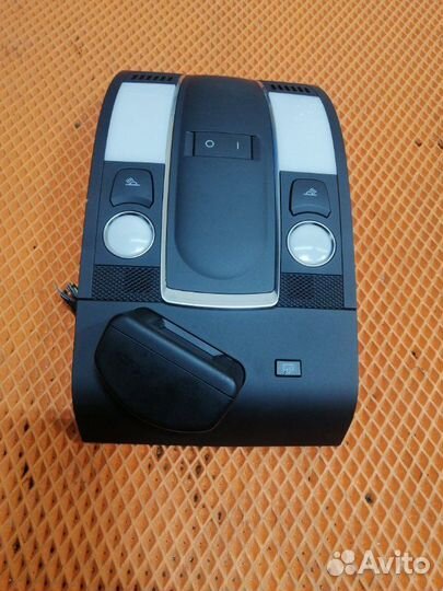 Плафон подсветки салона Audi Q7 4L BHK 2009