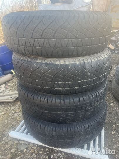 Michelin Latitude Cross 225/75 R16 108