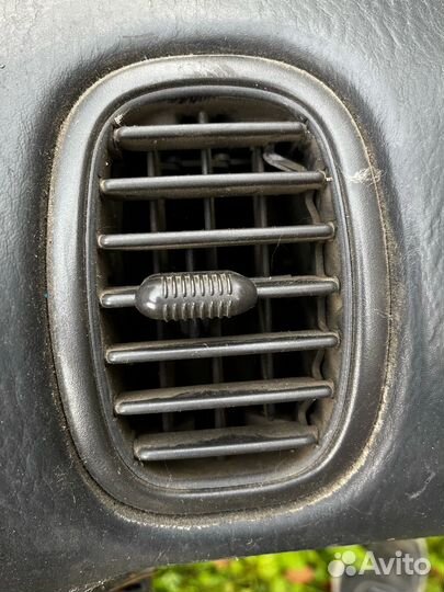 Дефлекторы печки Dodge Intrepid 2