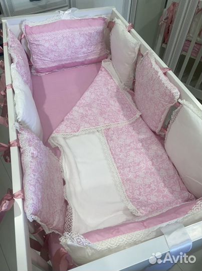 Бортики в кроватку новые