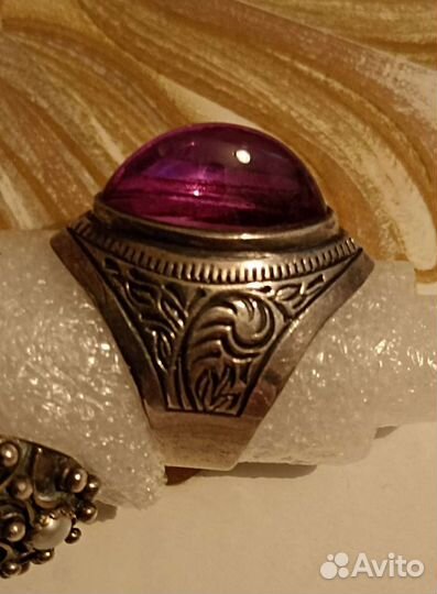 Серебряные серьги, кольца, брошь