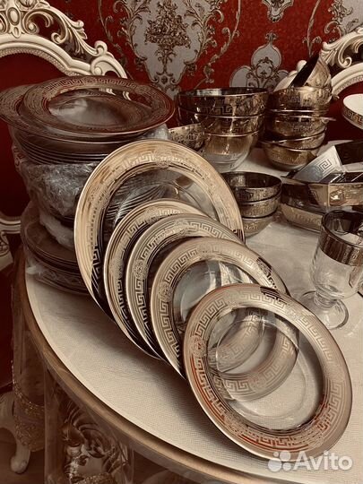 Versace тарелки,салатники,бульоницы