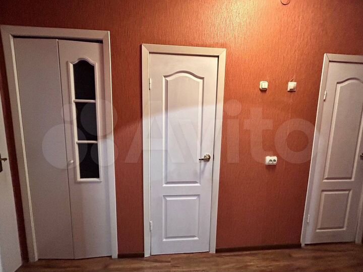 2-к. квартира, 52 м², 1/2 эт.