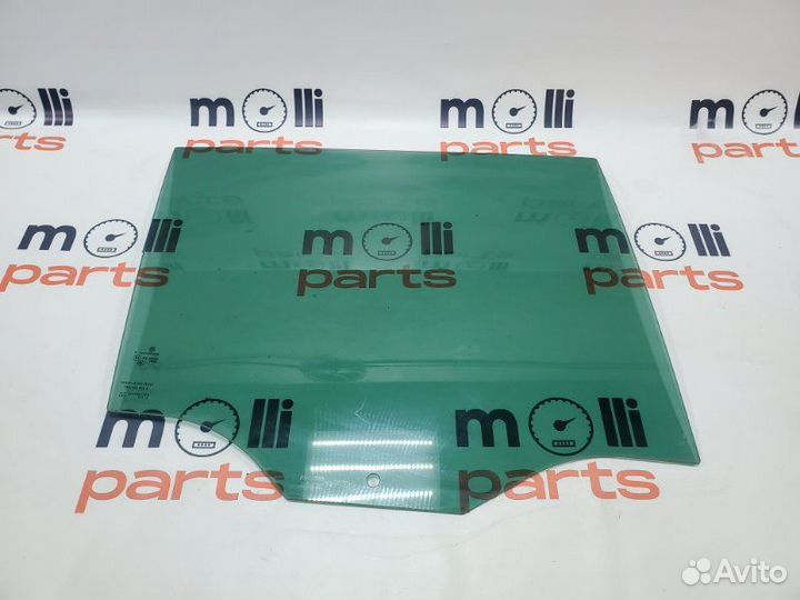 Стекло двери заднее правое Volkswagen Tiguan 2