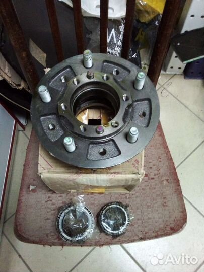 Ступица передняя оригинал Land Cruiser 100