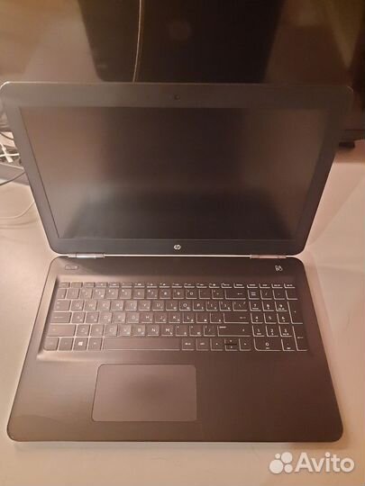 Ноутбук HP Pavilion 15-bc304ur
