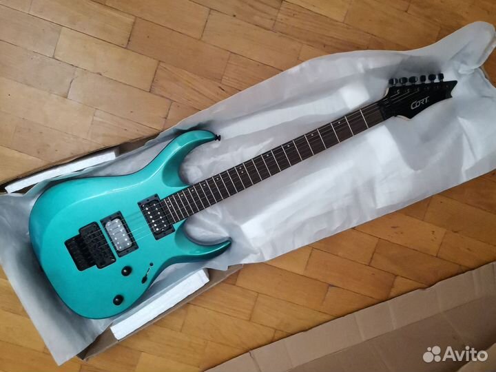 Электрогитара Cort X300 новая