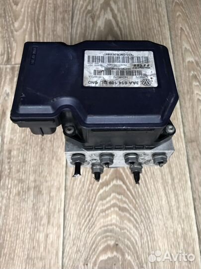 Блок аbs 3аа614109вl VW Passat CC b6 B7