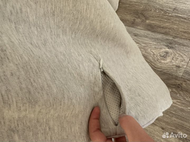 Свитшот adidas