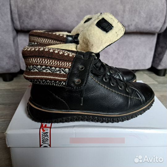 Ботинки демисезонные женские 38