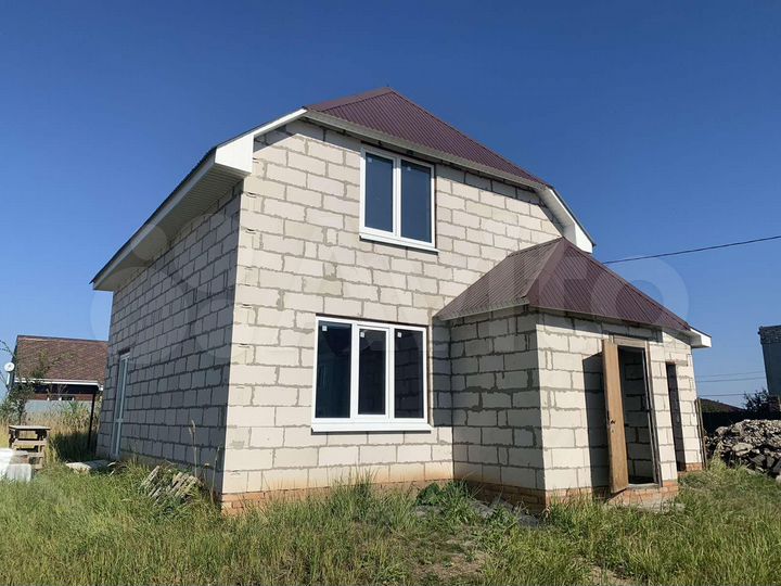 Дом 137 м² на участке 5 сот.