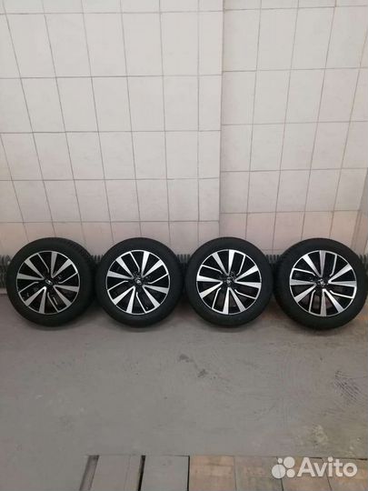 Продаются литые диски с шинами Pirelli Cinturato