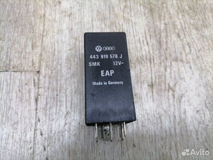 Реле Audi 80 B3 NE 1990