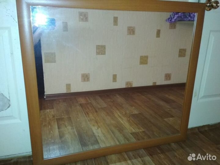 Почти Новое зеркало в раме