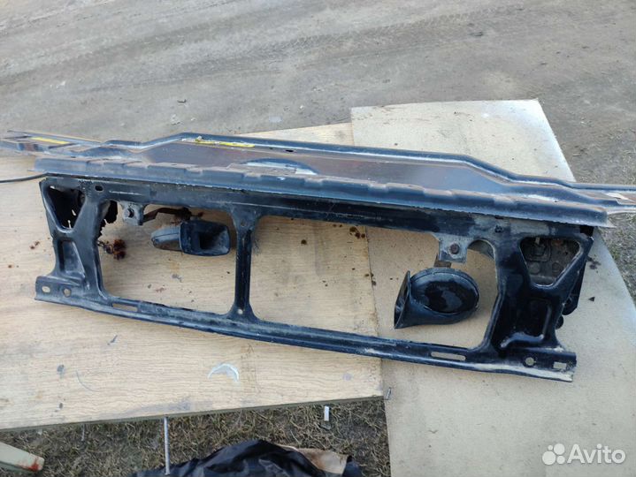 Передняя панель телевизор рамка Volvo s80 1 99-06