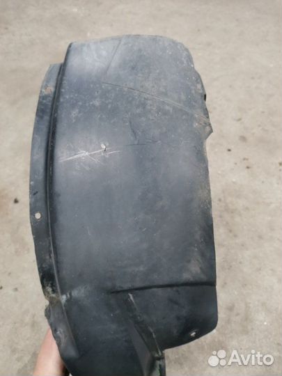 Подкрылок передний левый Daewoo Matiz хэтчбек F8CV