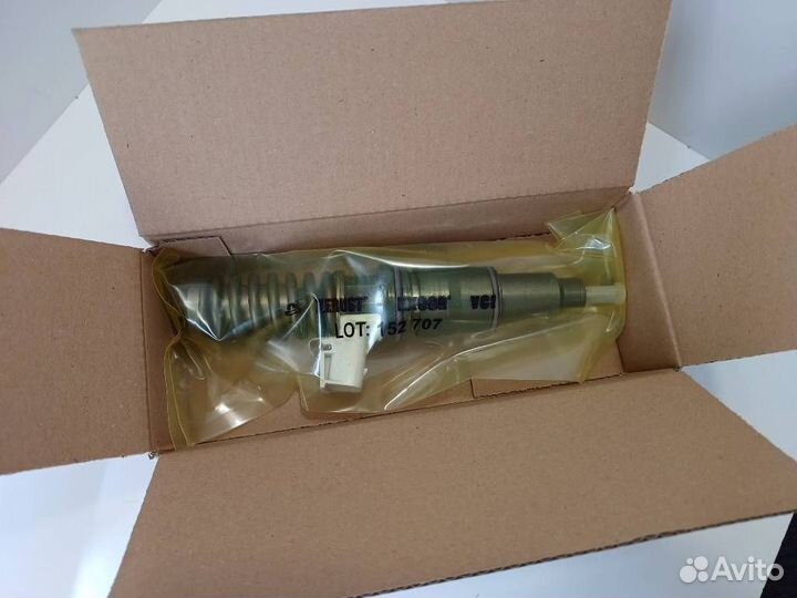 Насос-форсунка volvo 21340614 NEW delphi