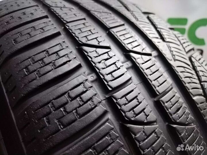 Pirelli Winter Sottozero 240 Serie II 235/45 R18