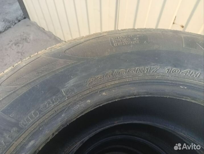 Nexen N Fera RU1 235/65 R17