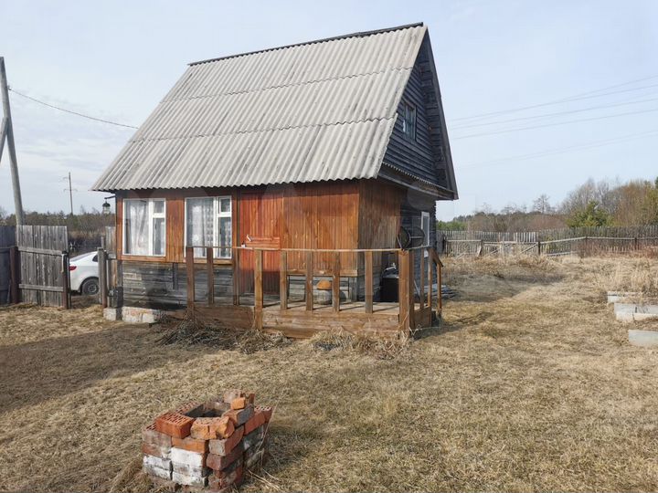 Дача 26 м² на участке 10 сот.