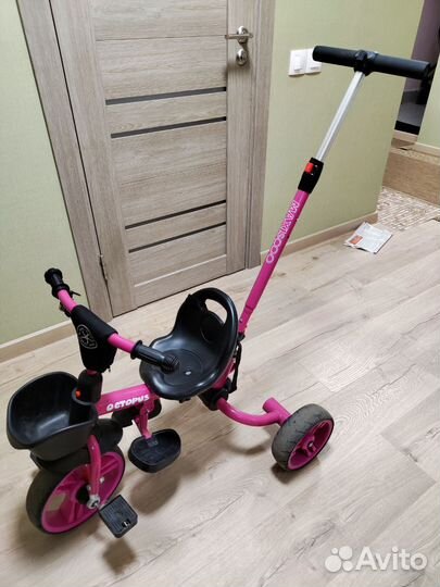 Детский велосипед трехколесный с ручкой