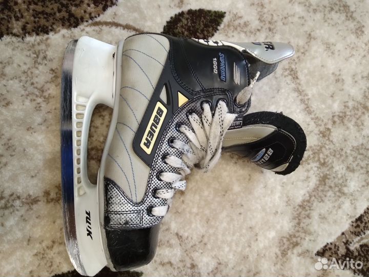 Коньки для игры в хоккей