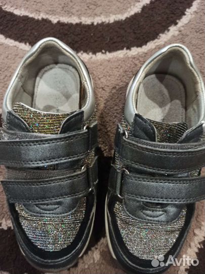 Кроссовки детские для девочек 26