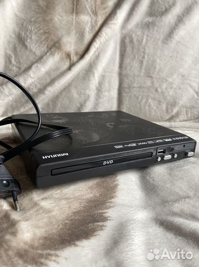 DVD плеер Hyundai
