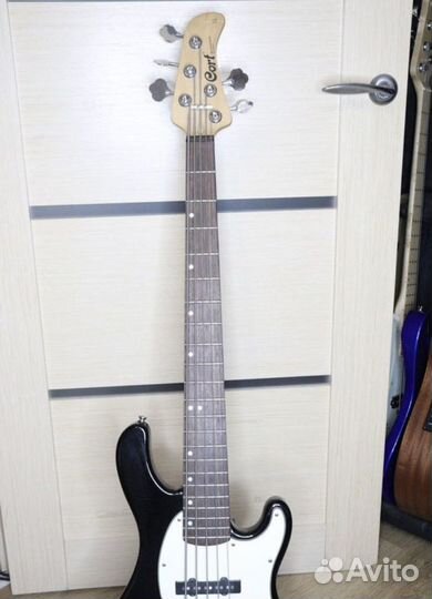 Басгитара Cort GB35a 5 струн