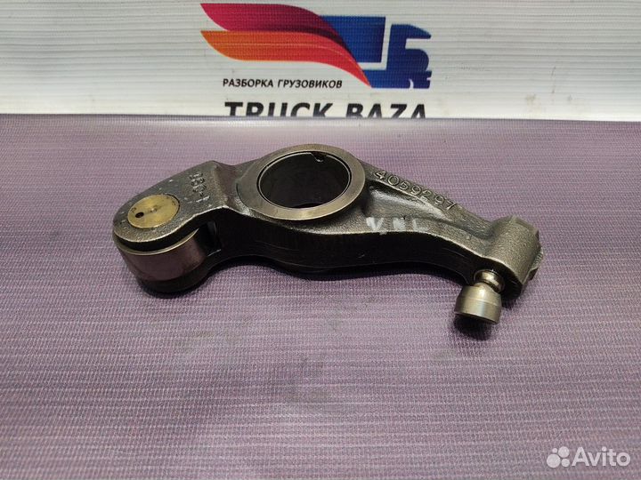 4059297 Рокер клапана впускного