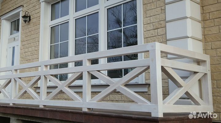 Балконное ограждение из дерева