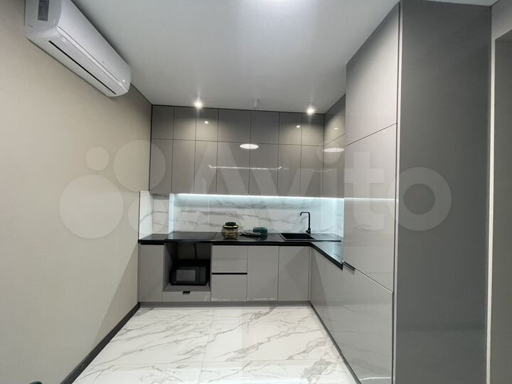 3-к. квартира, 65 м², 1/4 эт.