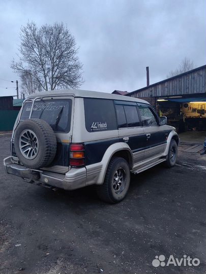 Mitsubishi Pajero 2.5 AT, 1992, 350 000 км