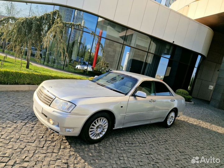 Nissan Gloria 2.5 AT, 2003, 280 000 км