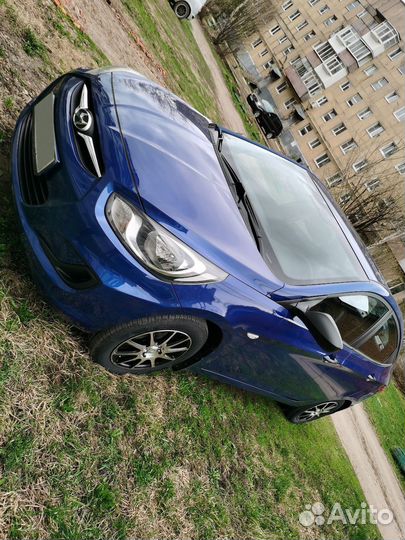 Hyundai Solaris 1.4 МТ, 2012, 76 230 км