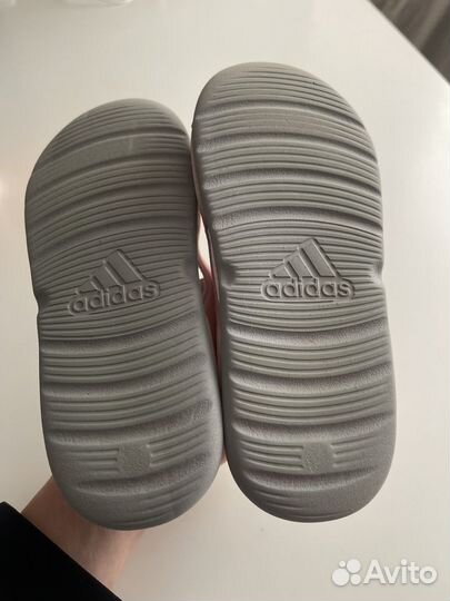 Сандалии для девочки adidas 31