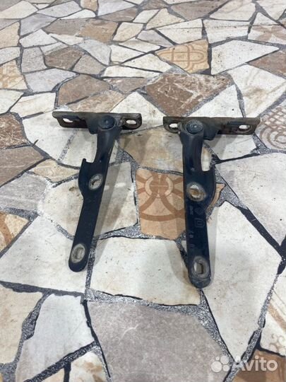 Петли капота Renault Logan седан 1.4 (K7J710) 2007