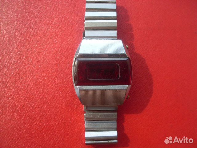 Часы Электроника 1