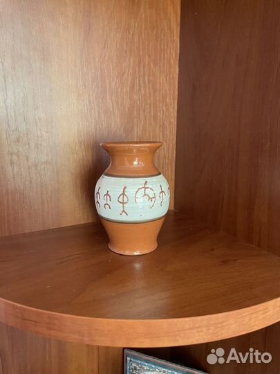 Вазы из стекла и глины