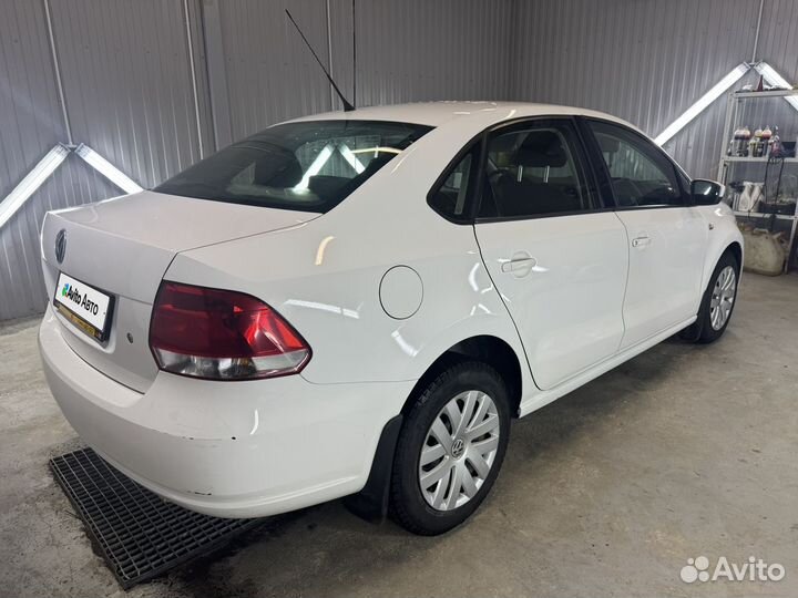 Volkswagen Polo 1.6 AT, 2012, 164 399 км