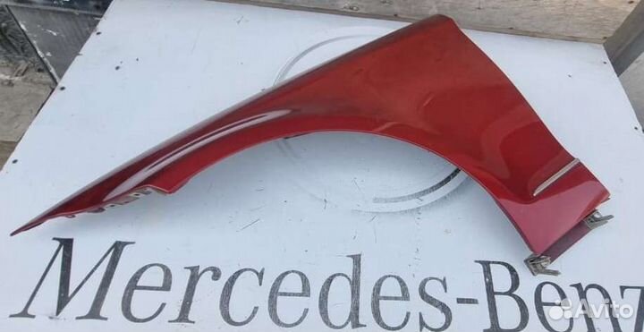 Переднее левое крыло Mercedes CLS218 рест